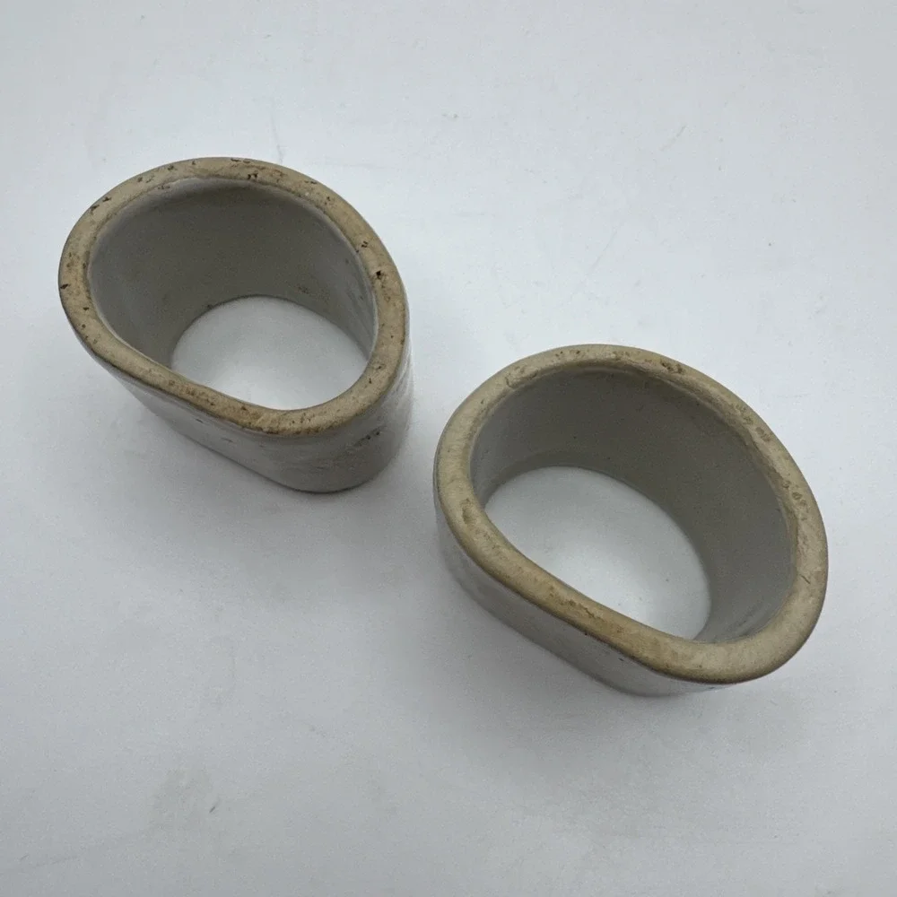 M A Hadley Art Pottery Napkin Rings Set 2 Farmer & Farmhouse‎ House Cottagecore